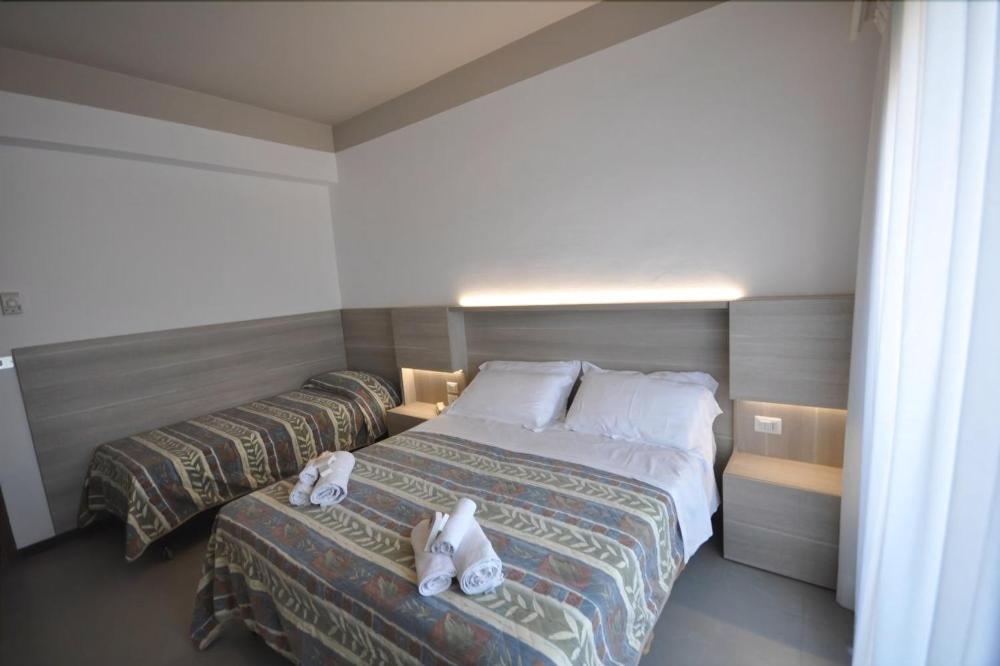 Hotel Alhambra 리미니 외부 사진
